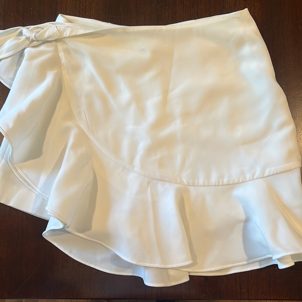 Cinq a sept side tie ivory skirt skort shorts 4